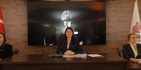 Edirne Belediyesinden emeklilere bayram ikramiyesi desteği